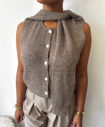 Taupe scarf tie knit
