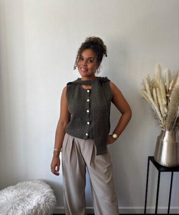 Khaki scarf tie knit