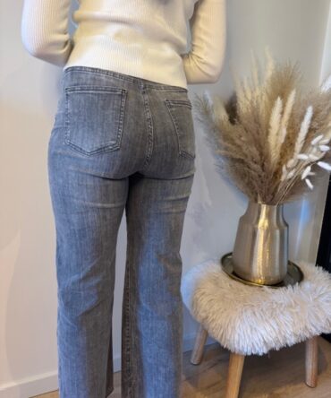 Grey wide leg jeans
